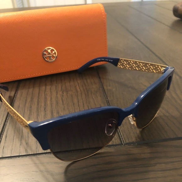 Tory Burch Accessories - Tory Burch Sunglasses